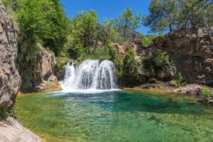 Northern Arizona swimming hole waterfall